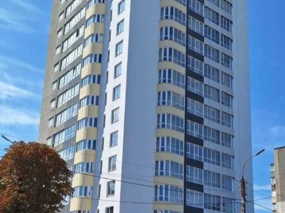 Велика однокімнатна квартира  в новобудові- центр міста. Черкаси