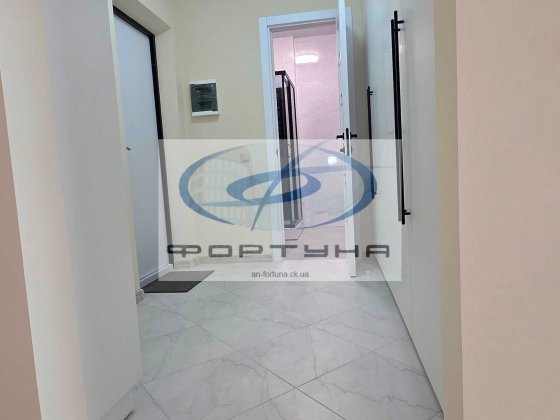 1-кімнатна кв. НОВОБУДОВІ по вул.  Пушкіна (Праведнеці Шулежко) Черкассы