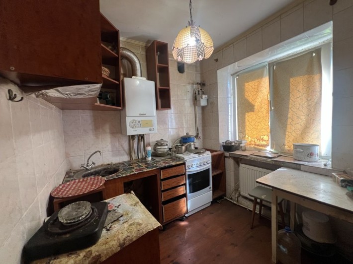 Продаж трикімнатної квартири з газовим опаленням - фото 1