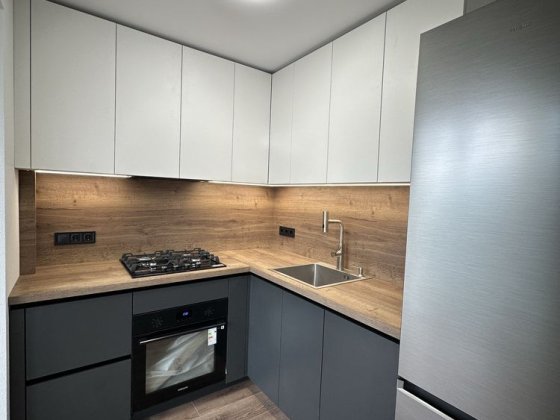 **Центр! Студія + кімната Прогрес Пр. Перемоги/ Програми Чернигов