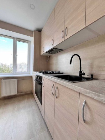 Продам квартиру 2х кімнатну з ремонтом - фото 1