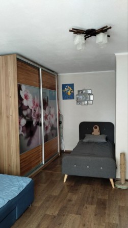 Продам 1кім квартиру покращеного плануванняв Центрі - фото 1