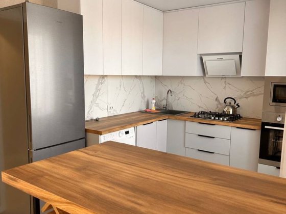 Продається 4-х кім квартира в р-н Круга Чернигов