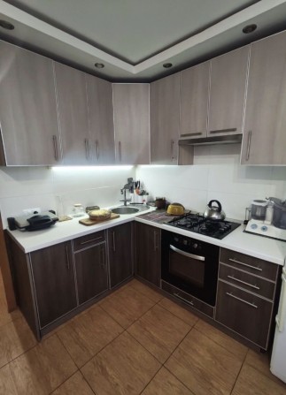 Продажа 2ой квартиры в Хортицком р-не - фото 1