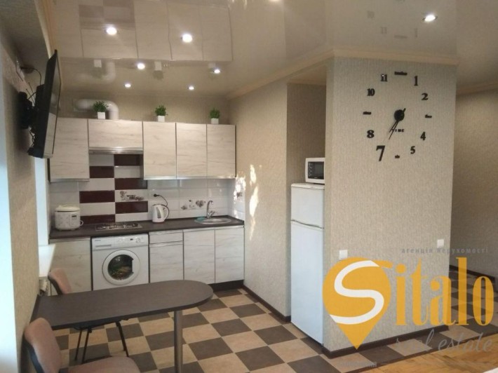 Продаж однокімнатної квартири-студії вул. Михайла Гончаренка - фото 1