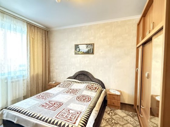 Продам чотирикімнатну квартиру, район Жадова Кропивницький