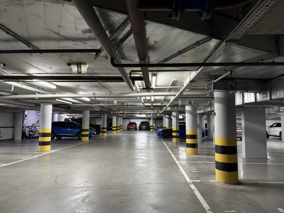 Продаж паркомісця / паркінг / паркоместо Новопечерські Липки Київ