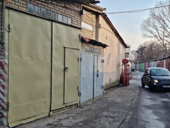 Продам гараж на 2 бокса кооператив ІМПУЛЬС на Порика Київ