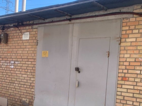 Продается большой кирпичныйгараж с подвалом Київ