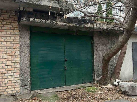 Продам гараж з підвалом вул Жилянська 55 біля ЖК Дипломат Холл Київ