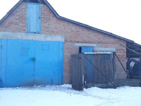 Продам гараж з підхозним приміщенням! Попельня