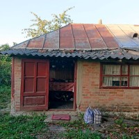Півбудинку в Шамраівці.27 соток.Фундамент під новий будинок. Біла Церква
