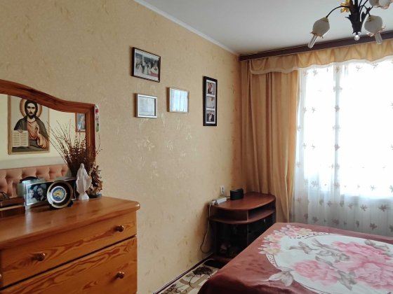 4 кімнатна квартира покращеного планування.Автономне опалення.Цегла