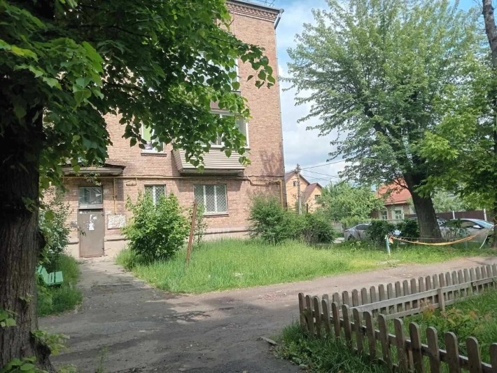 Продаємо 2-у Витрука 21 (Авиаконструкторская),ст.м.Святошин - фото 1