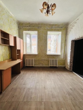 Продам 2к квартиру в Центральній частині міста з АГО - фото 1