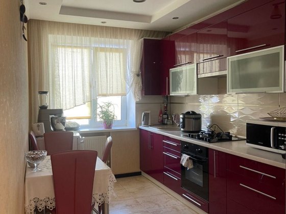 Продам 3к квартиру в центрі з автономкою Житомир