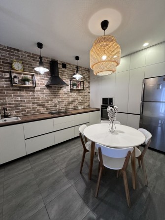 Продам Свою квартиру з 3 спальнями. - фото 1