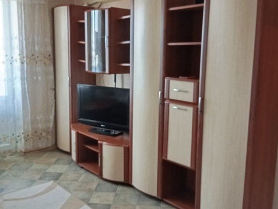 Продам 1ком .крупногабаритную квартиру . Кропивницкий