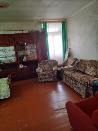 Продам большую  2комквартиру по ул.Ларионова - фото 1