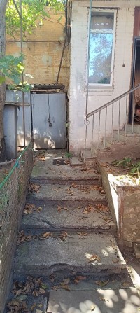 Чотирьох кімнатна квартира в центрі міста. - фото 1