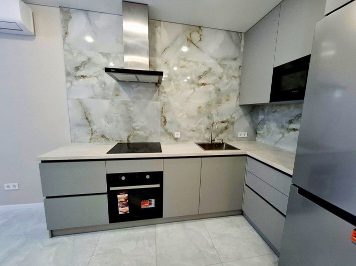 Продам  квартиру Жк Лагом на Победе - фото 1