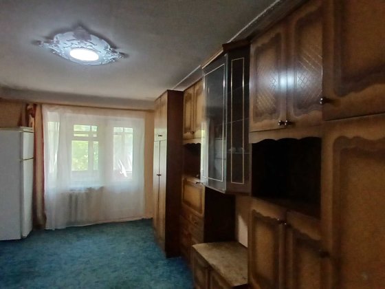 Продаю 2-х квартиру  на ЮТЗ, ул  Д.Кременя (Молодогвардейская.) Миколаїв