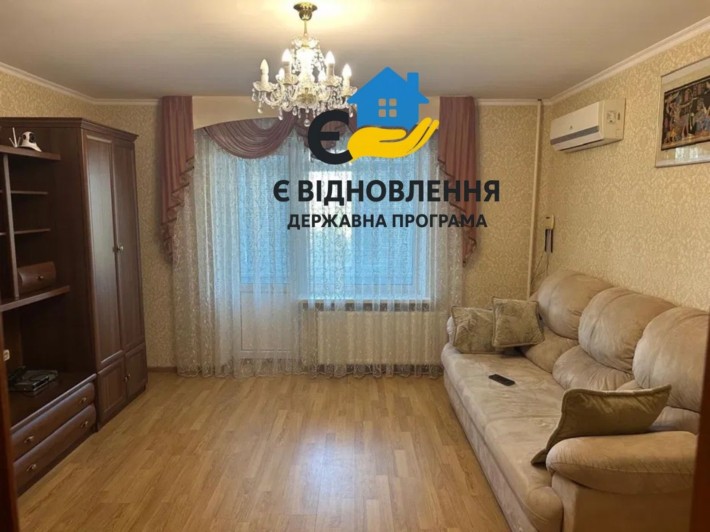 Продам трикімнатну квартиру. - фото 1