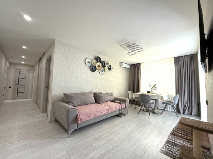 НЕ кутова,ВИДОВА,Економна 4 к. (90м2!) квартира,Жадова,Державності,АТБ - фото 1