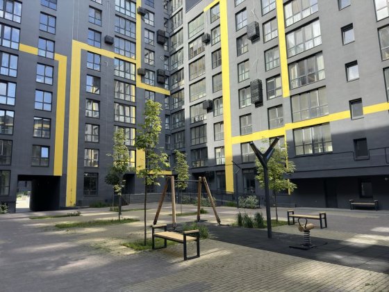 Продаж 1 кім з новим ремонтом Львів