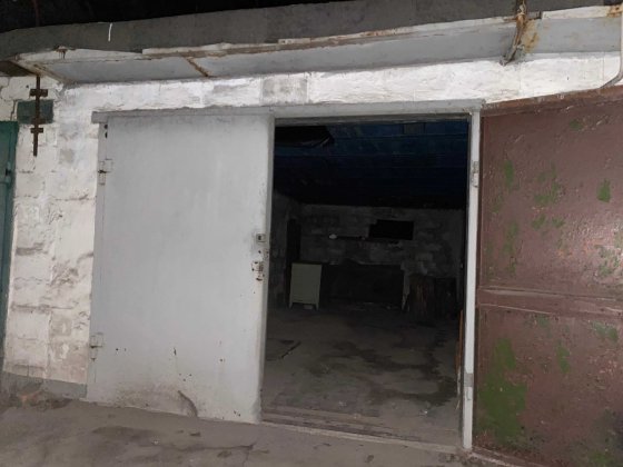 Сдам капитальный ГАРАЖ центр Сыровца