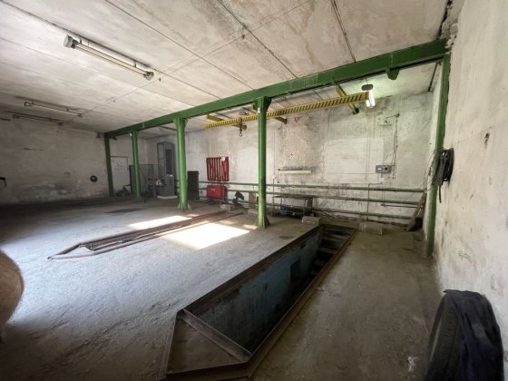 Сдам гараж с ямой, склад/ 380V Чугуев
