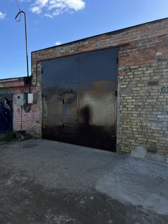 Оренда просторого високаго гаражу  з ямой і підвалом 11 лінія - фото 1