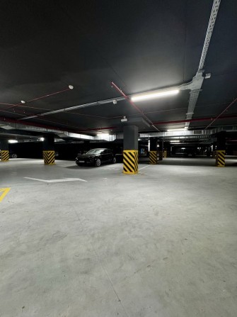 Оренда паркомісця в ЖК Фемілі Плаза - фото 1