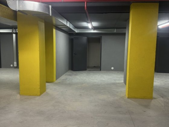 Здається в оренду паркомісце в підземному паркінгу ЖК Шелест. Ивано-Франковск