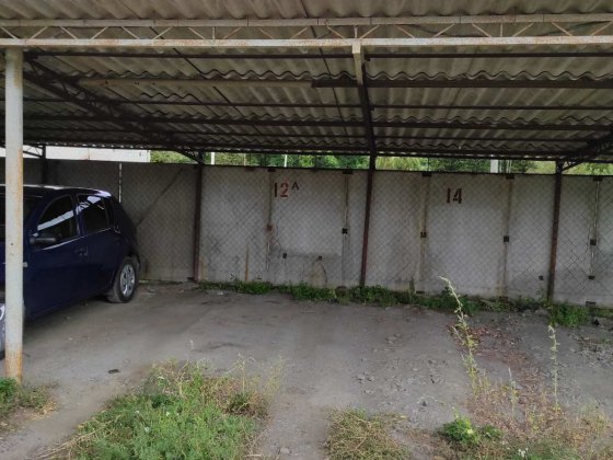 Крите місце на стоянці, район Хіммістечко-Харківська Суми