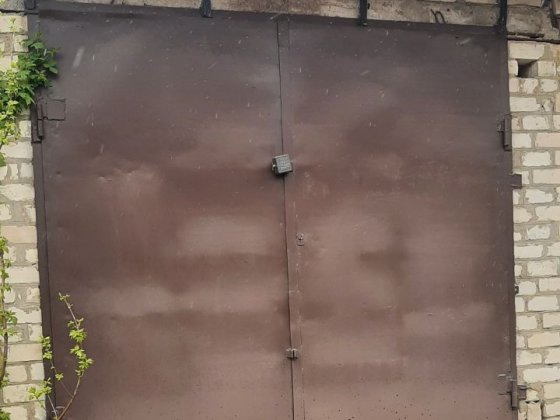 Сдам в аренду гараж, кооператив "Автолюбитель"  капит 20 кв м +подвал, Херсон