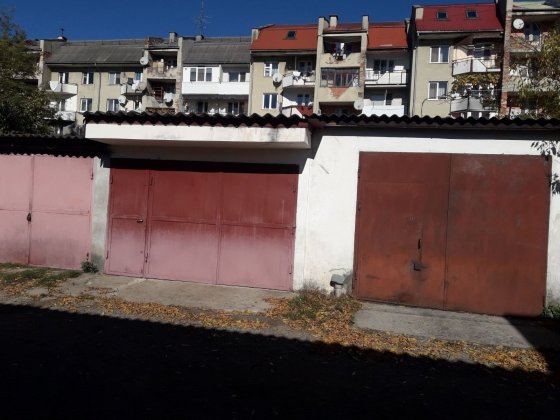 Гараж для автомобіля Ужгород