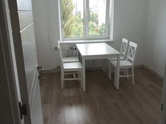 Продаж 3-к квартири Оболонський проспект 7б Київ