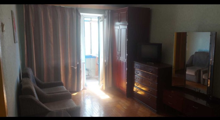 Продам 1 кімнатну квартиру в центрі міста біля Интуріста - фото 1
