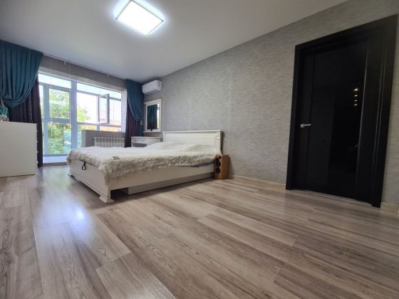 Продаю 3х комнатную квартиру Ингульский район. ЮТЗ. улица Театральная. Миколаїв