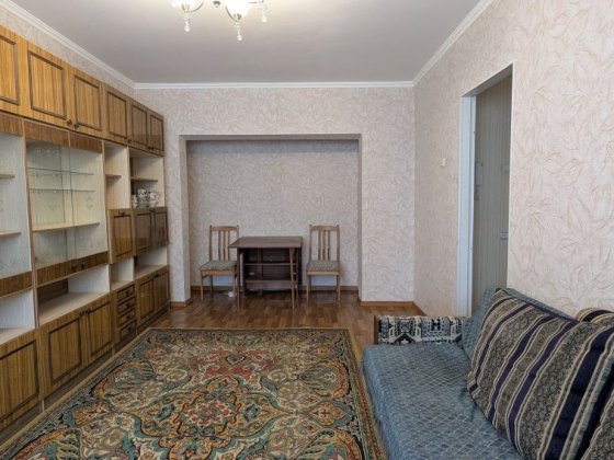 Продам 2 кімнатну квартиру, Бородинський район м.Запоріжжжя Запорожье