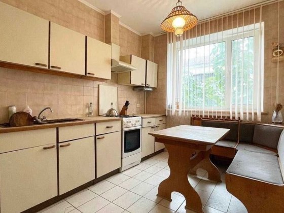 Продам 2-к.квартиру в центі міста, власник. Миколаїв