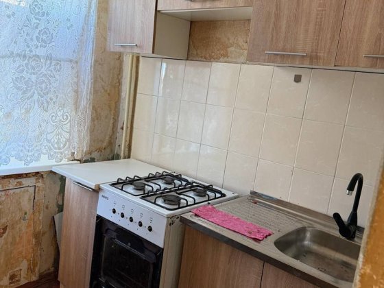 Продам 1кв. Энтузиастов  4/9   7500 Запоріжжя