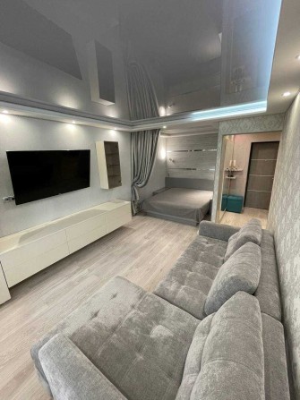 Продаж 1к квартири вул. Незалежності (Титова) ТРЦ Апполо Зелений Гай - фото 1