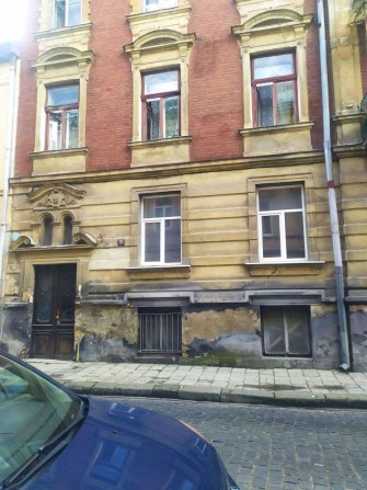 Продається 1-кімнатна квартира на вул. Філатова -Дашка 33 м2, 1/3 бель - фото 1