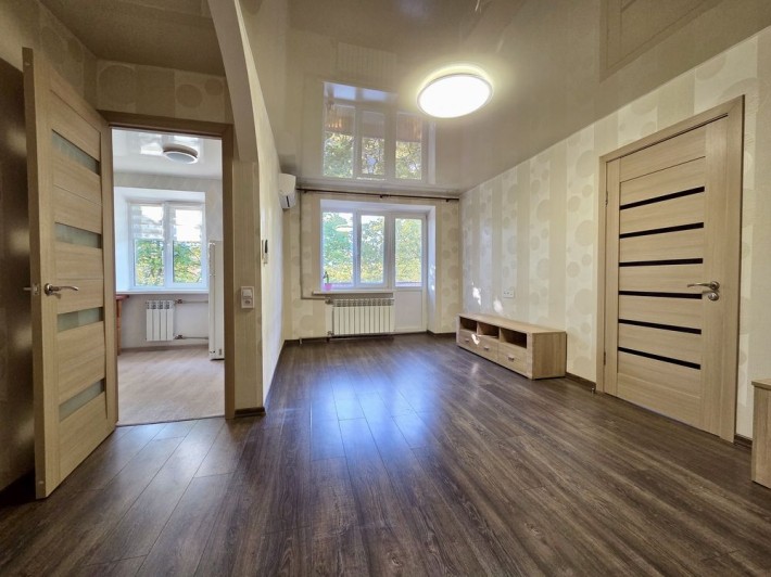 Продам 2 кім квартиру пр. Богдана Хмельницького 41 - фото 1