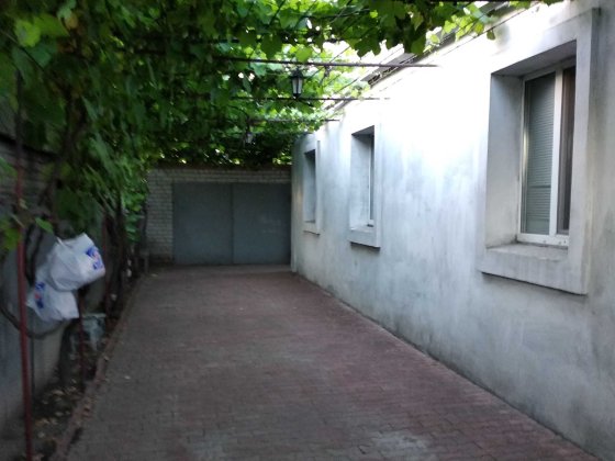 Здам в оренду свій капіт гараж приватн сектор ж/м Клочко 6, лів берег Днепр