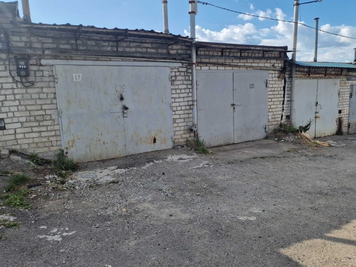 Оренда. Сдам  2 гаража рядом на  Победе 6  ГК Лоцманский, ГК Ветеран - фото 1