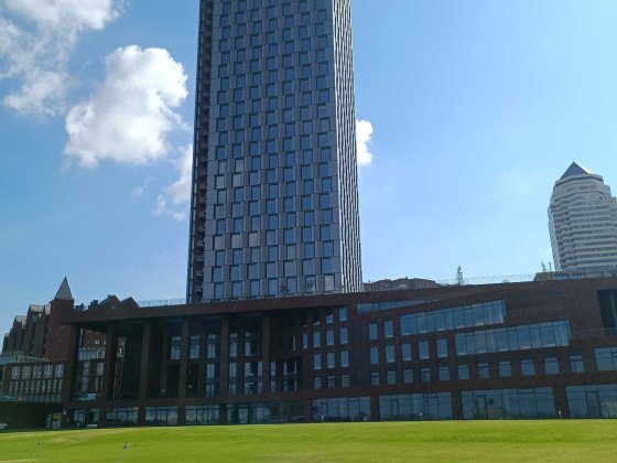 Сдам в оренду паркомісце з зарядною станцією в ЖК MAYAK Днепр