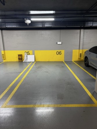 Оренда паркомісця, вул. Сахарова - фото 1